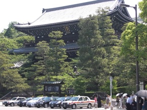 京都の観光情報『知恩院でおいしそうなお線香を発見！』