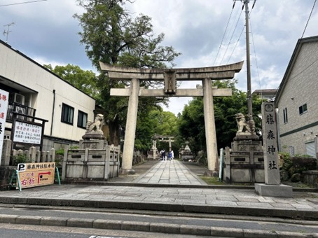 馬の神様に願掛け！『藤森神社』